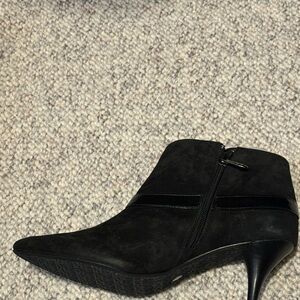 Adrienne Vittadini Black Suede Ankle Booties